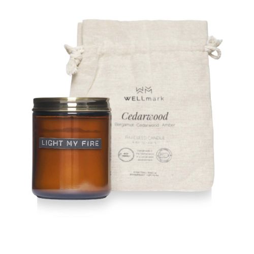 WELLMARK - cedar wood scented candle medium
