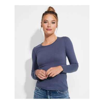 ALNA - Semi fitted long-sleeve t-shirt with fine trimmed neck