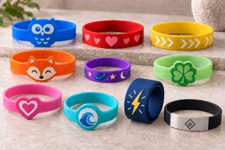 Custom silicone wristbands in different models, colours and shapes